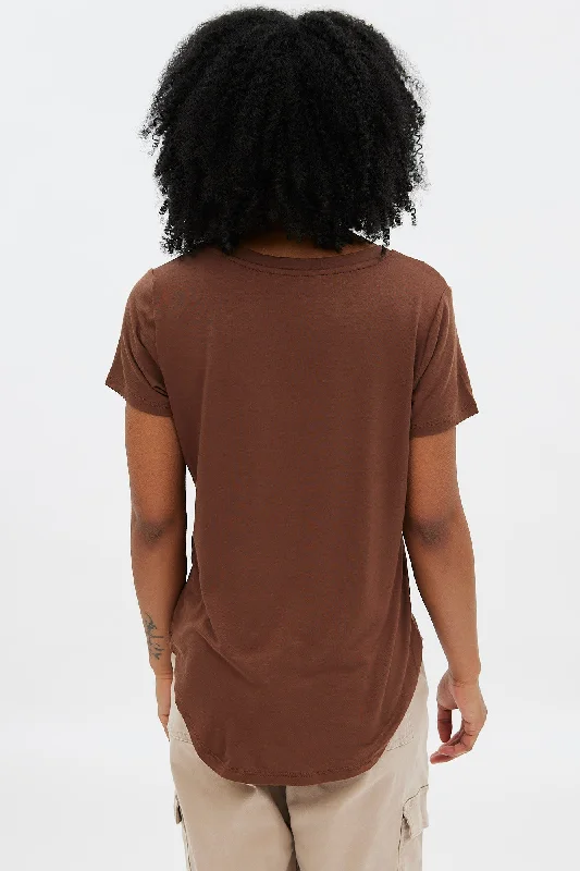 0558-03032401-relaxed-v-neck-tee