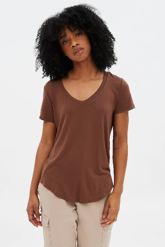 0558-03032401-relaxed-v-neck-tee