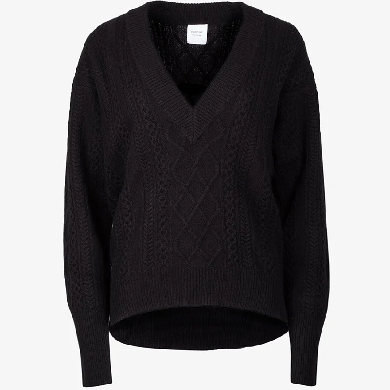 CASHMERE SWEATER IN BLACK