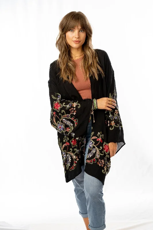 fun-in-florals-kimono-black-1