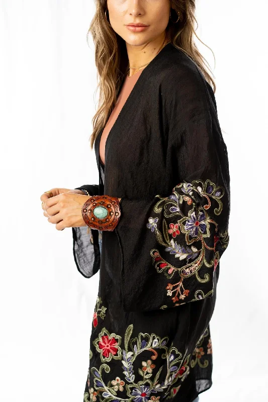 fun-in-florals-kimono-black-1