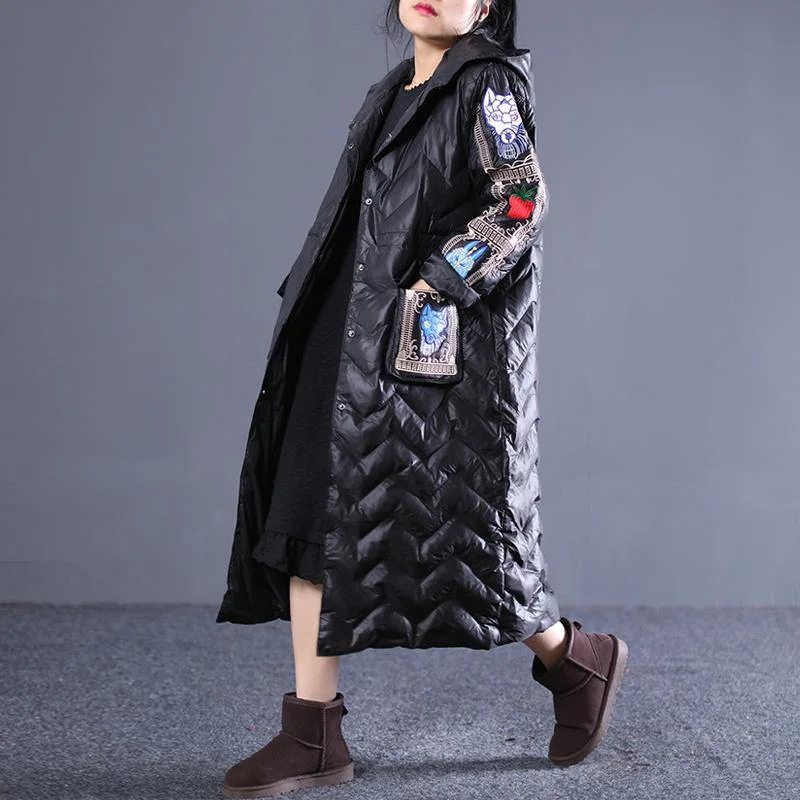 black winter down coat Loose fitting hooded down coat Luxury embroidery pockets winter down coat