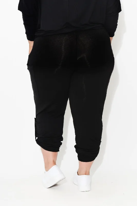 black-bamboo-pocket-pants