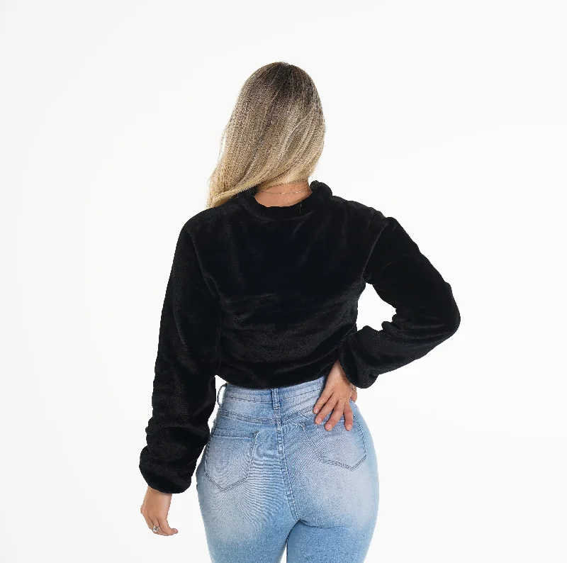 black-cropped-teddy-fleece