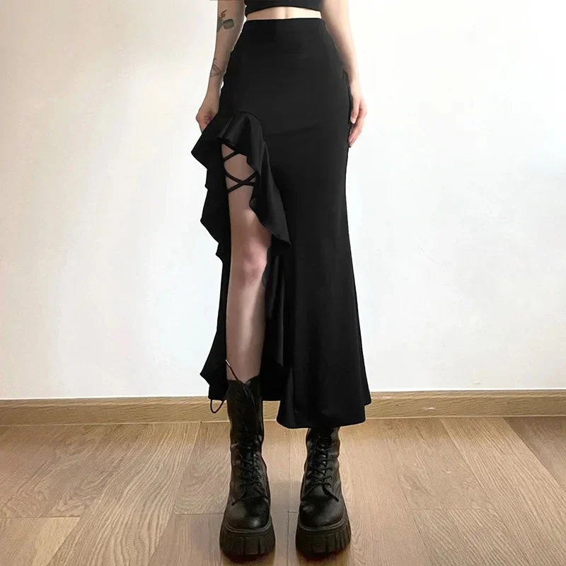 black-gothic-skirt