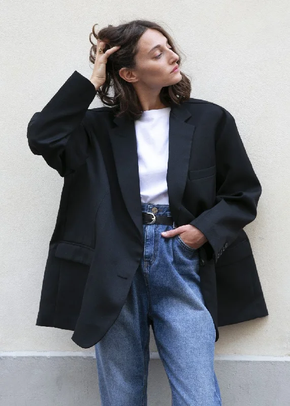 frankie-oversized-boyfriend-blazer-black