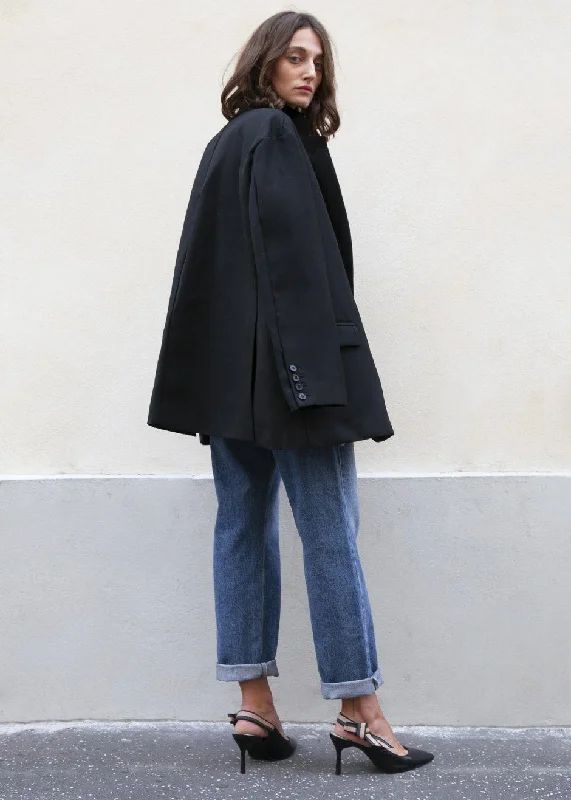 frankie-oversized-boyfriend-blazer-black