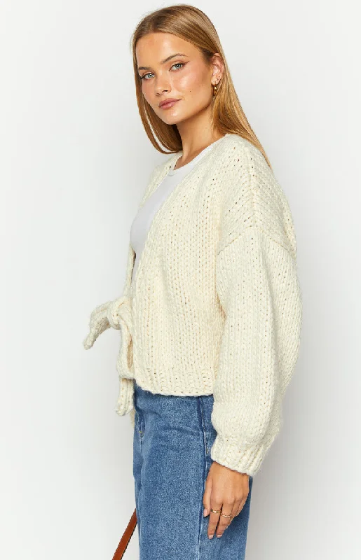 holiday-cream-tie-up-knit-cardigan