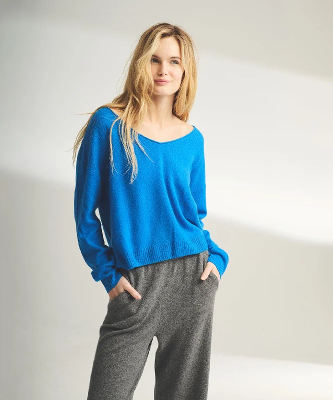 lightweight-cashmere-v-neck-sweater