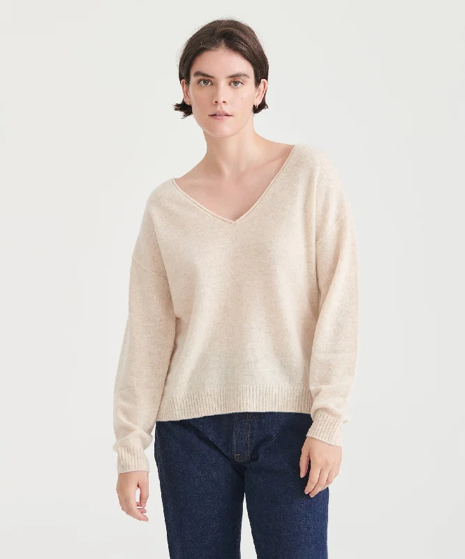 lightweight-cashmere-v-neck-sweater