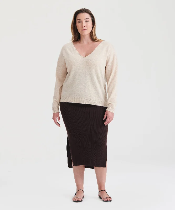 lightweight-cashmere-v-neck-sweater