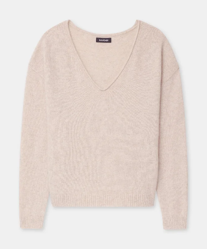 lightweight-cashmere-v-neck-sweater