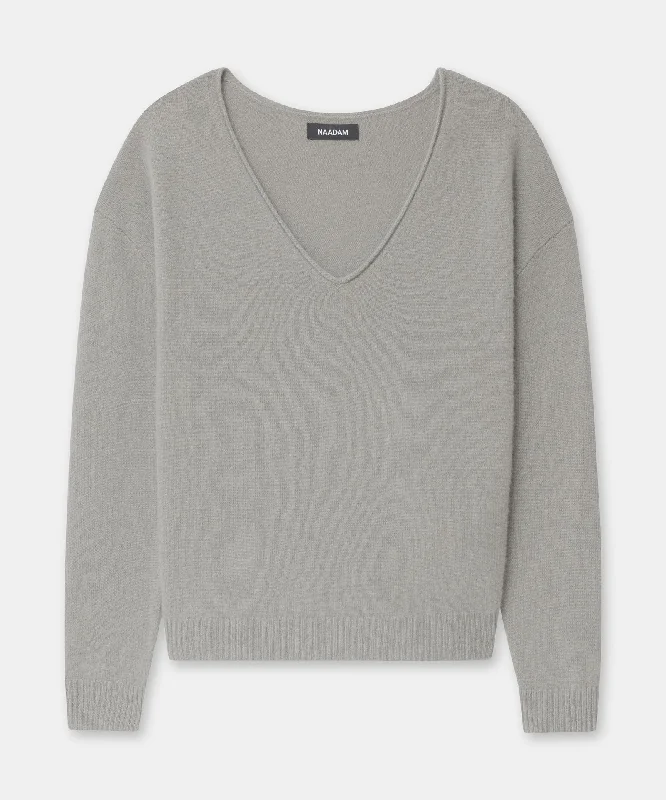 lightweight-cashmere-v-neck-sweater