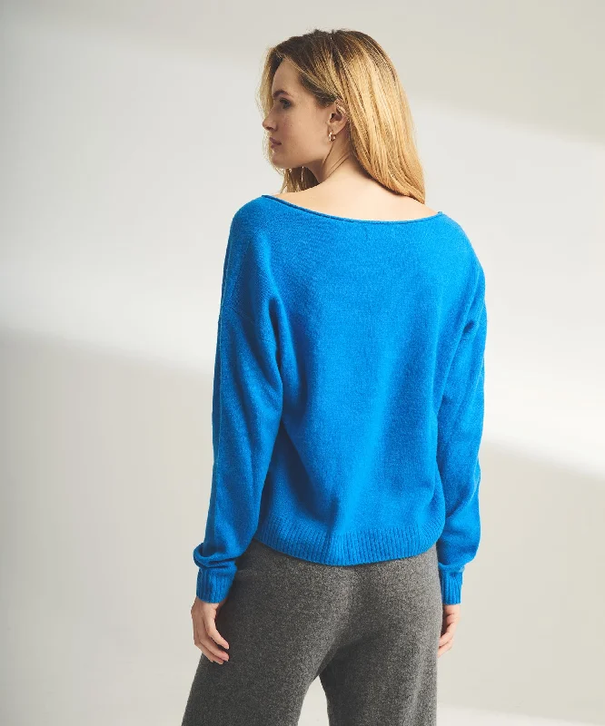 lightweight-cashmere-v-neck-sweater