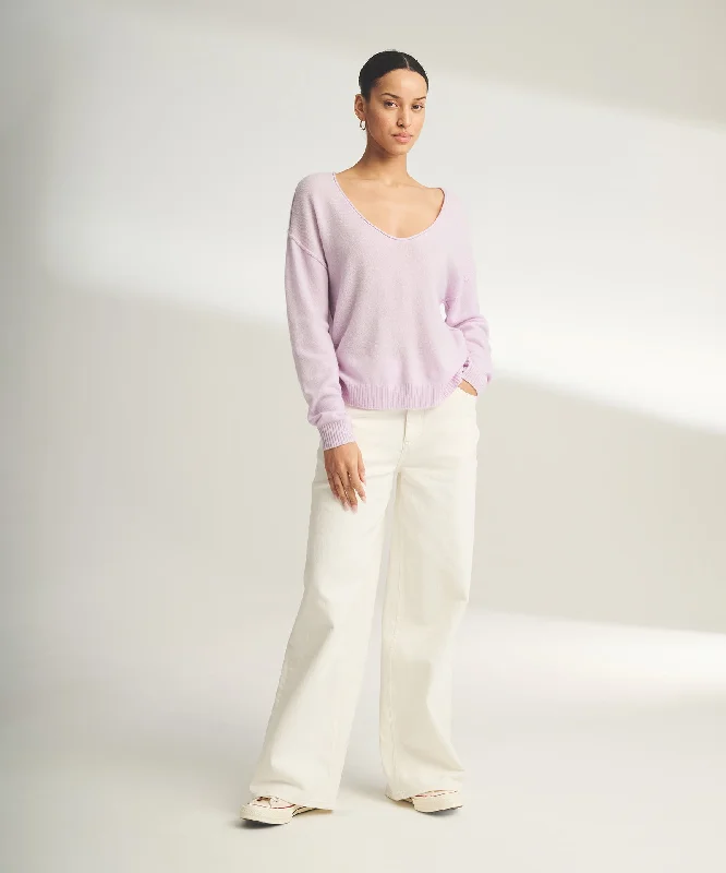 lightweight-cashmere-v-neck-sweater