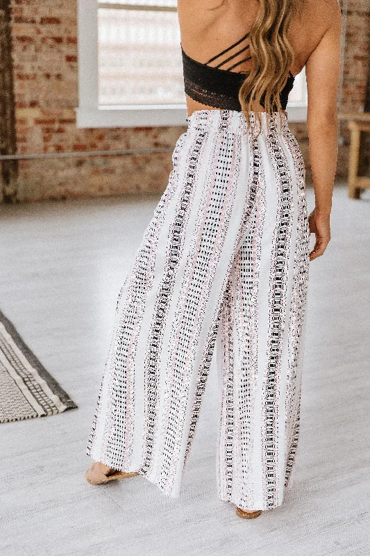 lightweight-geometric-wide-leg-pants