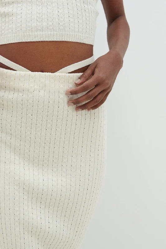 poppy-tie-detail-knit-skirt-cream