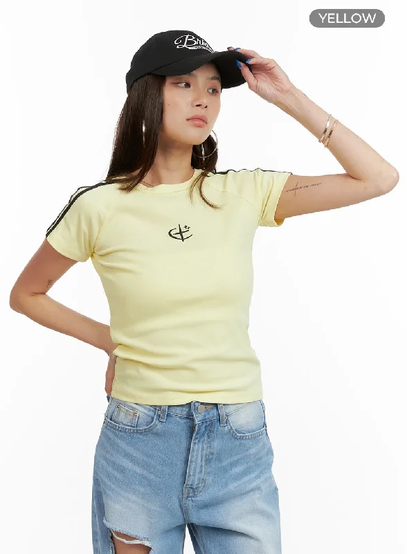 round-neck-cotton-graphic-tee-cy431