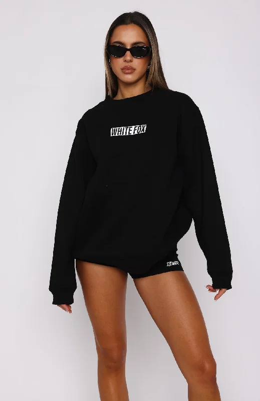 run-the-world-oversized-sweater-black