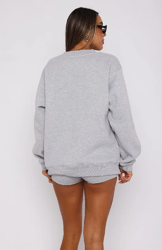 run-the-world-oversized-sweater-grey-marle