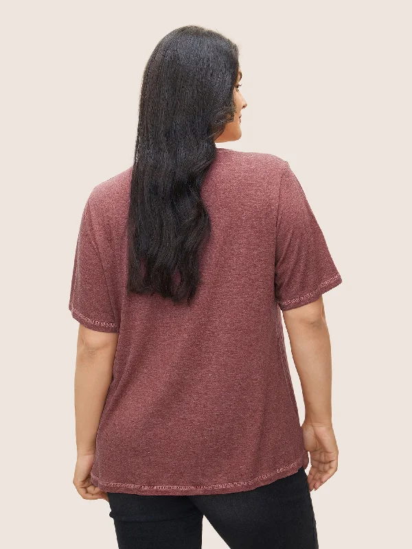 solid-crisscross-neck-contrast-stitch-t-shirt