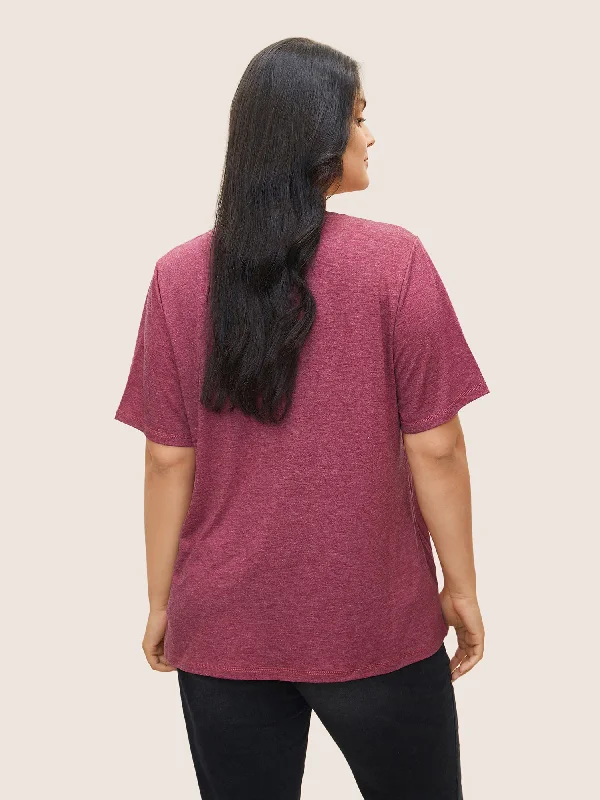 solid-crisscross-neck-contrast-stitch-t-shirt