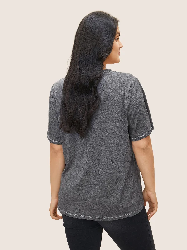 solid-crisscross-neck-contrast-stitch-t-shirt