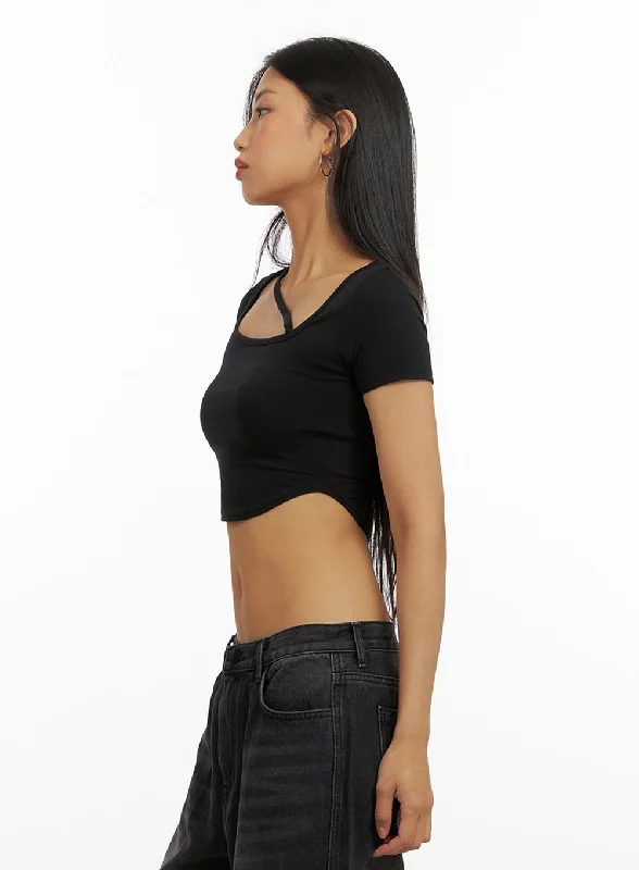 square-neck-strap-crop-top-iu412