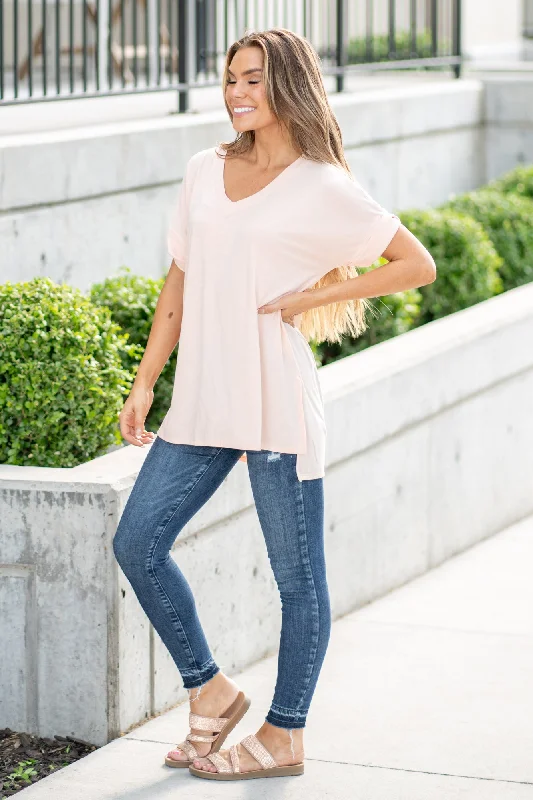 super-soft-tee-high-low-hem-v-neck-top-sand-beige